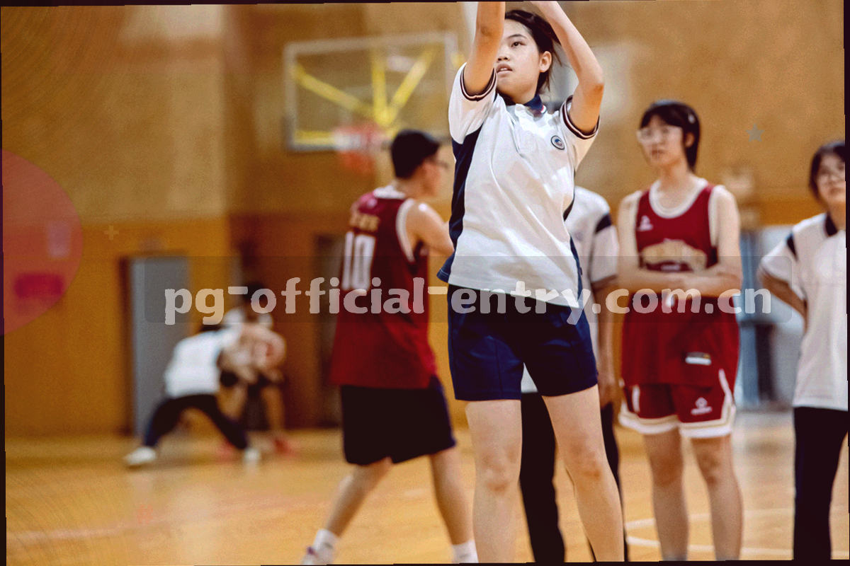 手机屏幕上调整后的正文字号与青瓷绿状态点特写